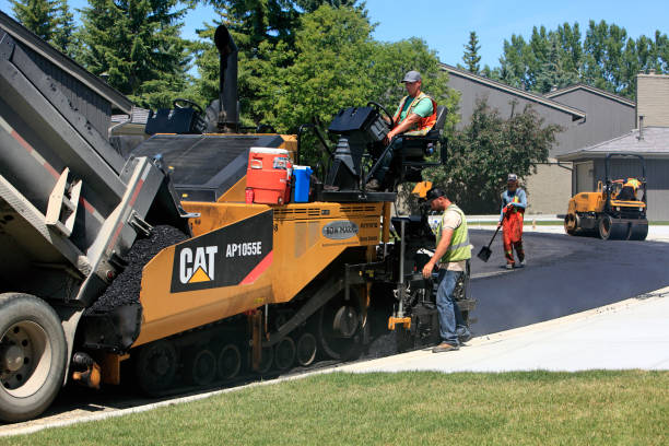 Professional Driveway Pavers in Bakersfield Country Clu, CA